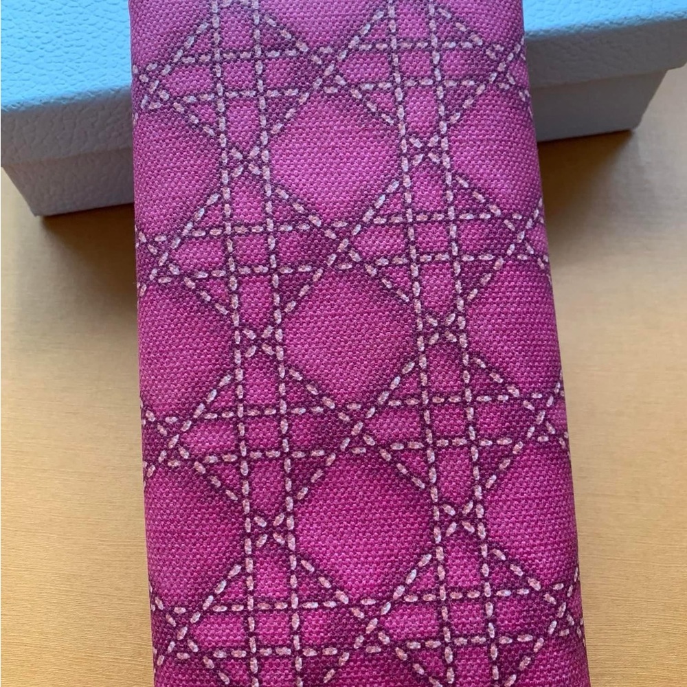 SOLD❗️Beautiful Dior🌺🌺 Fabric Canvas Wallet 
in gorgeous pink - RARE style - Picture 7 of 16